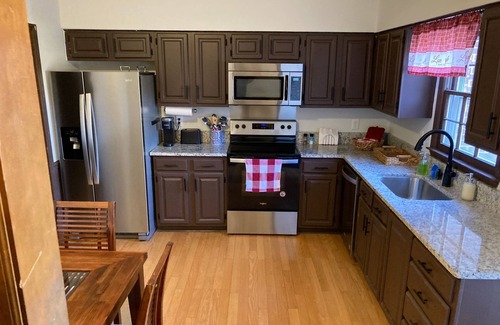 Greensboro Casa | Golf Course Getaway with Pool by PTI Airport