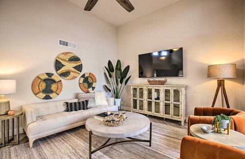 Surprise Casa | Golf Course View, Community Perks Surprise Home
