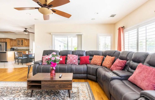 Eagle Ranch Casa | Golf Course View Home with Dual AC and SPA