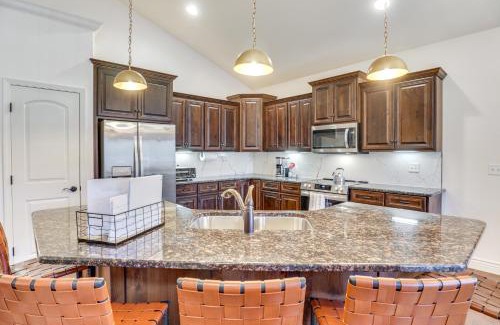 Camdenton Casa | Golf-Course View Resort Home in Lake of the Ozarks