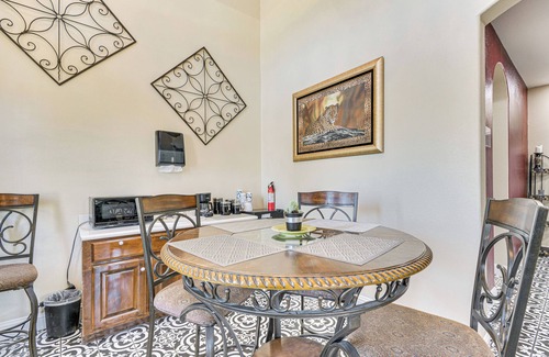 Atwater Apartamento | Golf, Fish & More: Cozy Safari Unit in Atwater!