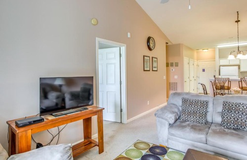 Carolina Forest Apartamento | Golf Getaway with Pool Access in Myrtle Beach!