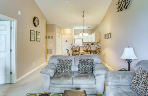 Carolina Forest Apartamento | Golf Getaway with Pool Access in Myrtle Beach!