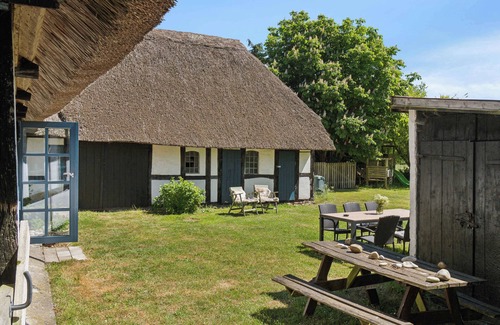 Østerskov Casa | Golf holiday in thatched house near Langeland