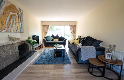 Newcastle Casa | Golf Links Cottage - Views of Royal County Down