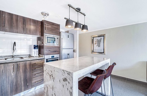 El Golf Apartamento | Golf Living - Terraza y Vistas a la Ciudad