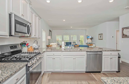Red Hill Casa | Golf Lovers’ 4BR w/ Course Access + Resort + More