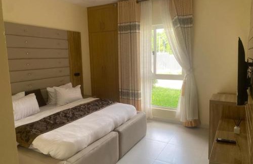 Benin City Apartamento | Golf mews