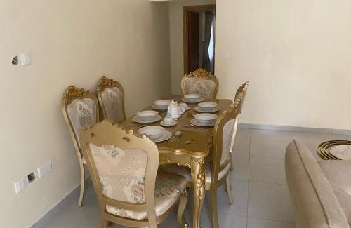 Benin City Apartamento | Golf mews