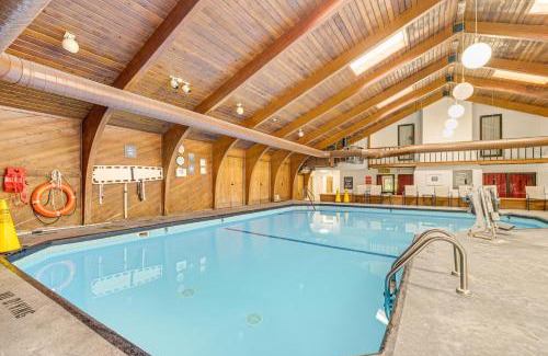 Mancelona Apartamento | Golf, Swim and Ski Schuss Mtn Family Getaway!