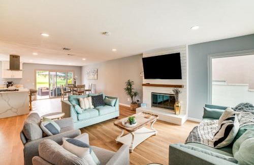 Corona Casa | Golf, Swim, Relax Family Retreat in Corona!