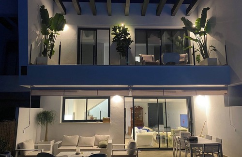 Puerto Real Chalet De Esquí | Golf & Views