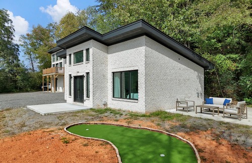 Mount Airy Casa | Golf Views Mount Airy