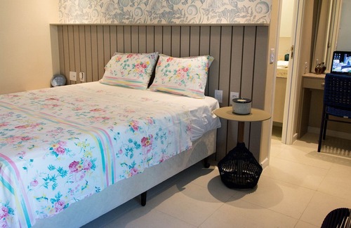 Porto das Dunas Apartamento | Golf Ville High standard apartment 3 suites with gourmet balcony