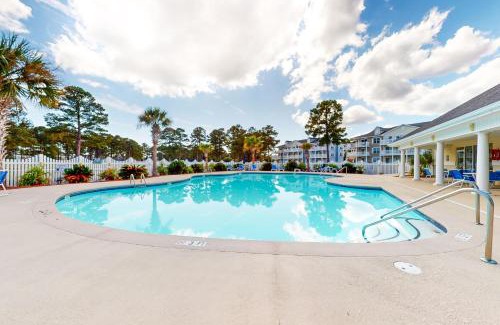 Calabash Apartamento | Golfer's Oasis - Full Condo