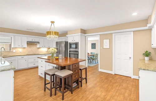 April Sound Casa | Golfers’ Paradise! 3BR Home/Pool/Golf View/Gated/Marina Access/tennis courts/gym