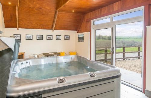 Llanfyrnach Casa | Golwg Y Cwm