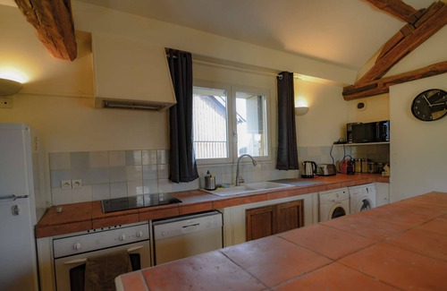 Noisy-le-Roi Villa | Gondi apartment - 4 rooms (approx. 100m2) on the first floor