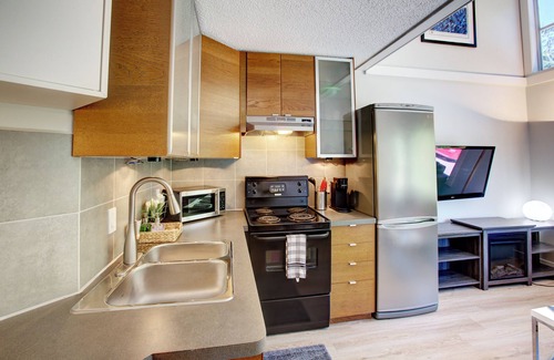 Whistler Creekside Apartamento | Gondola Haus - Free parking & near ski lifts