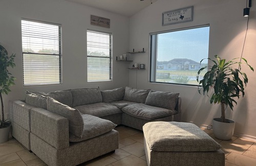 Willis Casa | Gone country