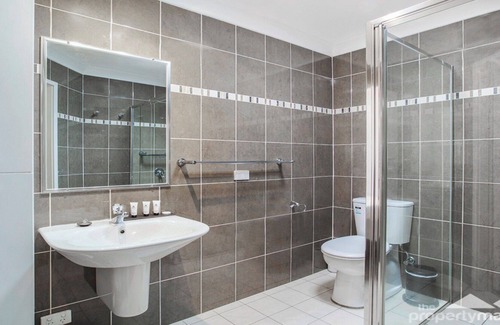 Gwandalan Casa | Gone Fishing- Lake Macquarie