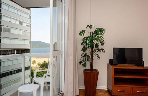 Santos Apartamento | Gonzaga Beach Vibes: Pé na Areia com 2 quartos