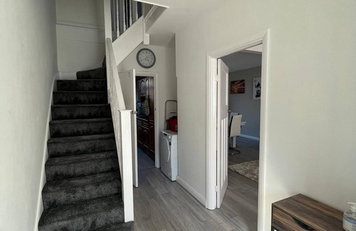 Redbridge Casa | Good sized family home awaits for you to enjoy
