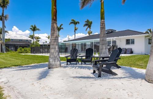 Siesta Isle Casa | Good Vibes and Tan Lines! Private Beach with Heated Pool - Villa Good Times, Fort Myers Beach
