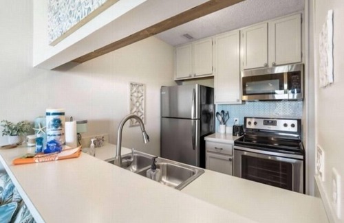Carolina Beach Villa | Good Vibes Carolina Beach by RedAwning