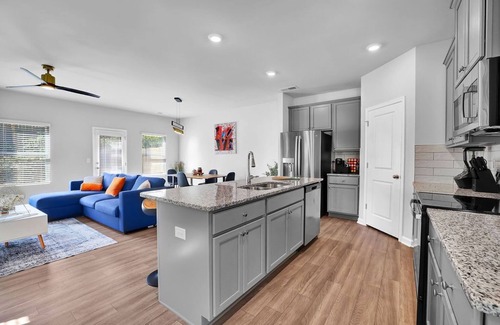 Red Oak Casa | GoodLiving Atlanta: Family Getaway "Pets Welcome"