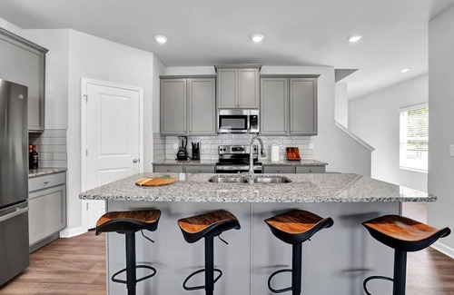 Red Oak Casa | GoodLiving Atlanta: Family Getaway "Pets Welcome"