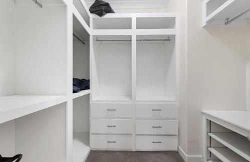 Goodyear Casa | Goodyear Getaway W Hot Tub and 6 min from Ball Park!