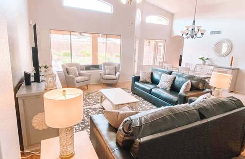 Canyon Trails Casa | Goodyear Pool Pet Friendly Perfect for Traveling/Club Teams