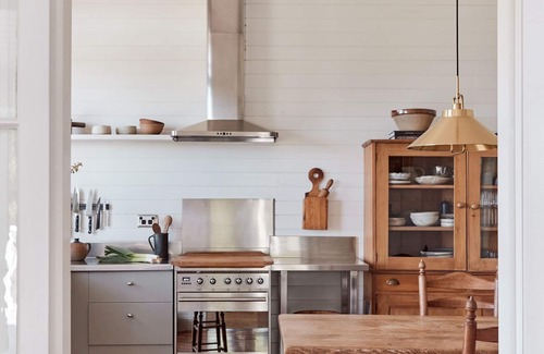 Goonengerry Casa | Goonengerry House, a serene retreat in the heart of the Byron Bay Hinterland.