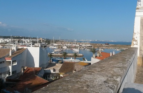 Telheiro Apartamento | Gorgeous recientemente reformado apartamento de 1 dormitorio en la MARINA