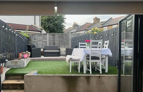 Wimbledon Park Apartamento | Gorgeous 1 Bedroom Apartment with Garden near Earlsfield