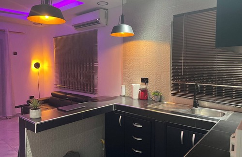 Teshie Casa | Gorgeous 1-bedroom apartment near Airport Hills with AC, WiFi