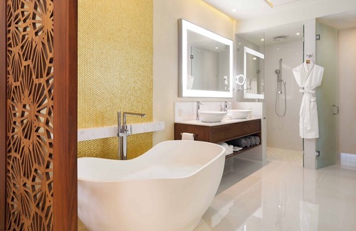 Santa Rosa Complejo | Gorgeous 2 bdrm suite at Villa La Valencia Beach Resort Los Cabos - Choose date!