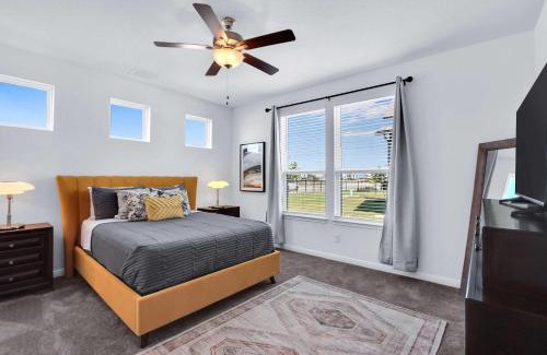 New Braunfels Casa | Gorgeous 2 BDR Cottage Minutes to Everything NBTX