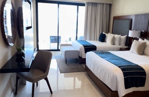 Santa Rosa Complejo | Gorgeous 2-bedrm resort in superb San José del Cabo with infinity pool, & more!