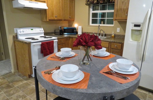 Gainesville Casa | Gorgeous 2 bed 2 bath house on 3 acres off Hwy 82