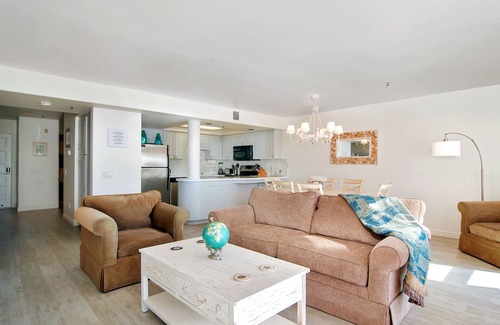 Imperial Beach Apartamento | Precioso Remodelado 2 dormitorios en la playa con piscina