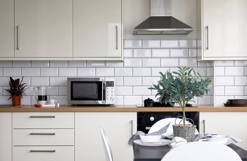 Watford Town Centre Apartamento | ¡Cautivante y moderno, con 2 camas Flat Plus! Estacionamiento gratis