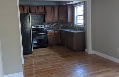 Townville Apartamento | Gorgeous 2br/2ba townhome on Lake Hartwell with shared dock privileges
