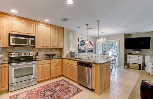 American Beach Casa | Gorgeous 2nd Floor Sailmaker Villa | Private Patio Overlooking Pool | Purchasable Summer Beach Club Access