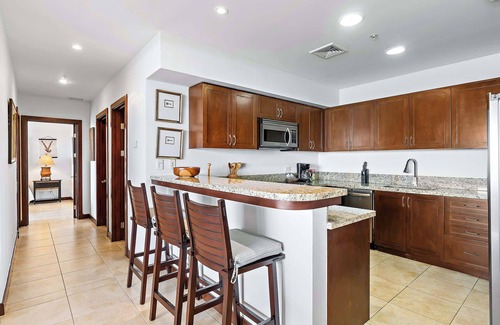 Coco Apartamento | Gorgeous 3-BD Ocean-View Condo with lots of Amenities by SPCR