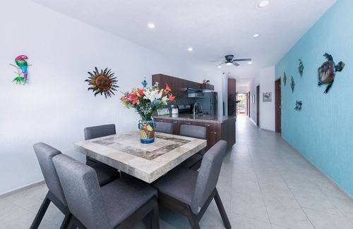Puerto Aventuras Condominio | SEP -DEC Special, Lagoon Condo, Carrito de golf, Membresía Omni Beach Club, Wi-Fi
