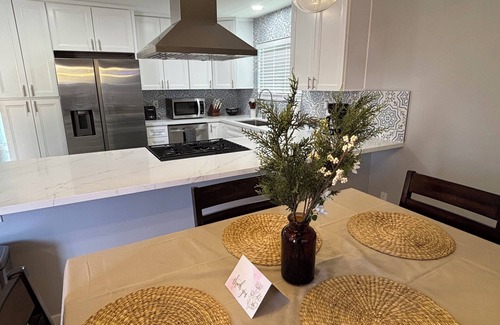 Swan Canyon Casa | Gorgeous 3-bedroom 4 bed home in San Diego