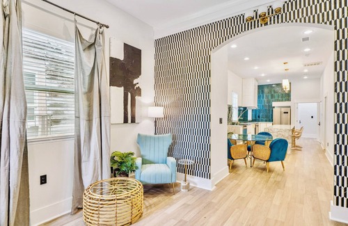 Milan Casa | Gorgeous 3-bedroom house in vibrant New Orleans; pet friendly