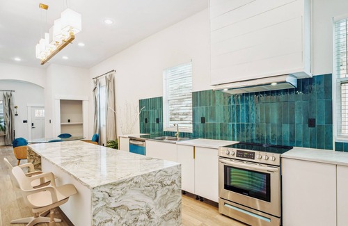 Milan Casa | Gorgeous 3-bedroom house in vibrant New Orleans; pet friendly